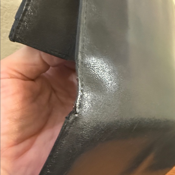 Salvatore Ferragamo Leather Continental Wallet - Picture 6 of 16